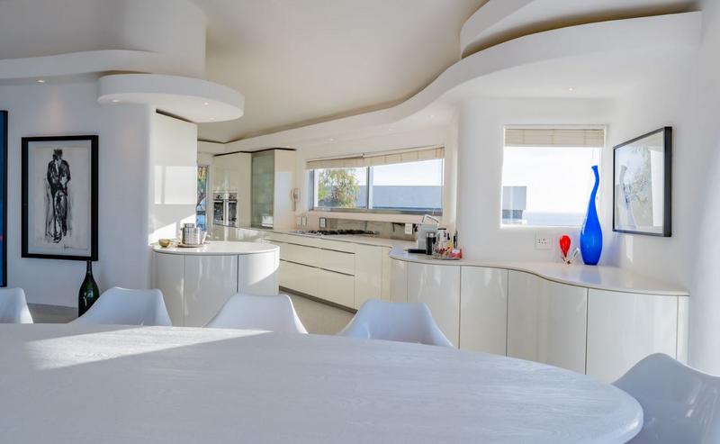 6 Bedroom Property for Sale in Bantry Bay Western Cape